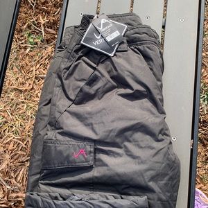 Vertical 9 snow pants xl girls (16-18, probably a small in woman’s)